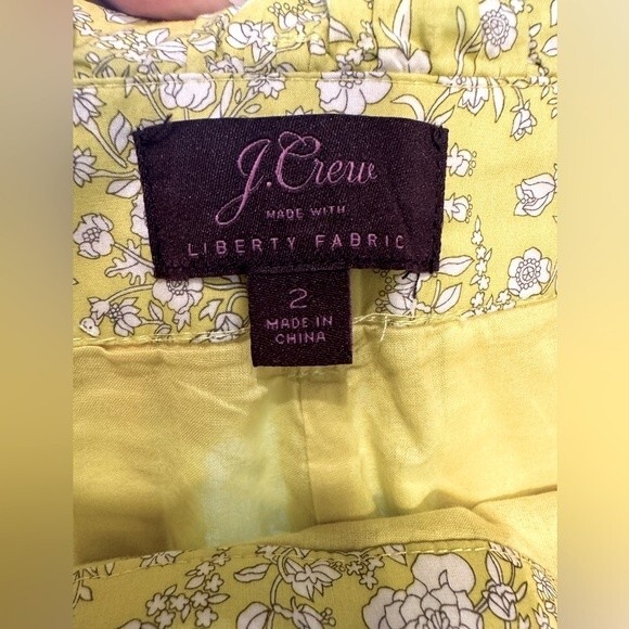 Reimagined J. Crew Liberty Flora Print Yellow Paperbag Shorts Size 2 - Picture 8 of 9